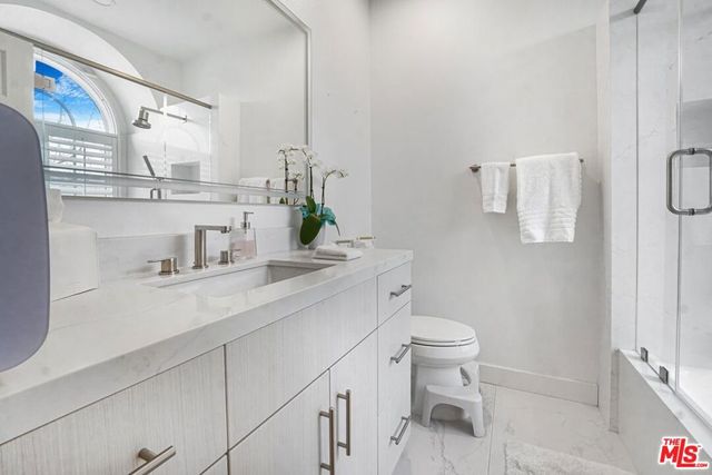 3485 Ridgeford Drive, Westlake Village, CA 91361