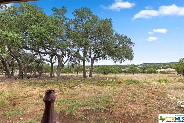 300 Logans Way, Blanco, TX 78606