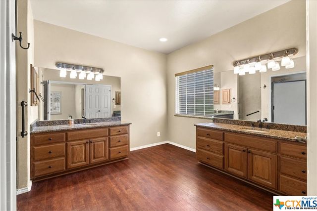 300 Logans Way, Blanco, TX 78606