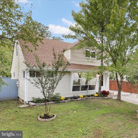 6408 CAVALIER DR, Alexandria, VA 22307