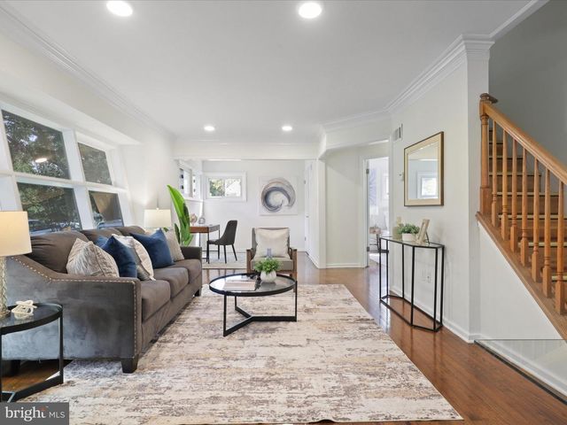 6408 CAVALIER DR, Alexandria, VA 22307