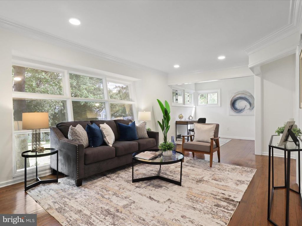 6408 CAVALIER DR, Alexandria, VA 22307