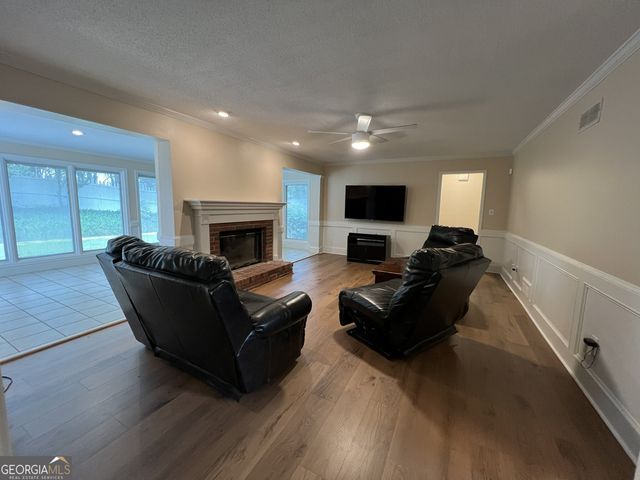 135 Antebellum Way, Fayetteville, GA 30215