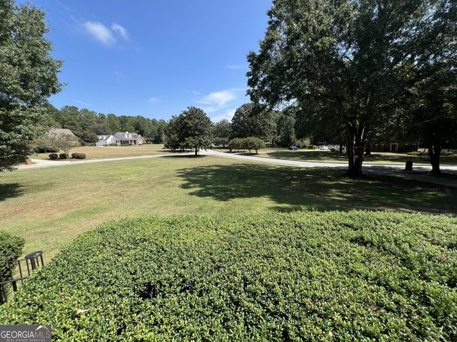 135 Antebellum Way, Fayetteville, GA 30215