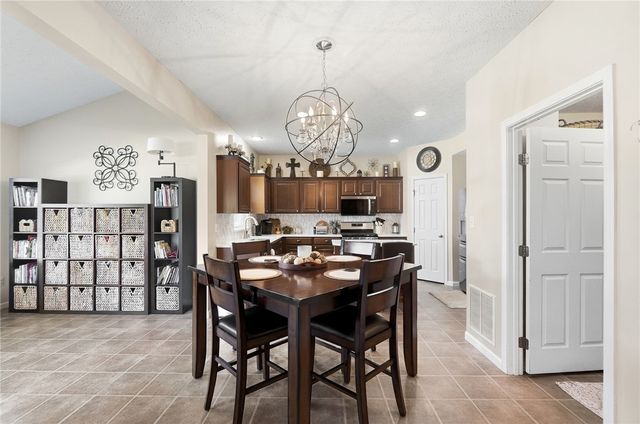 2764 Laurelwood Court, Beavercreek, OH 45431