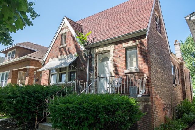3530 Elmwood Avenue S, Berwyn, IL 60402