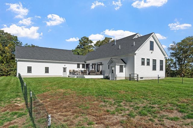 637 Mason Road, Ashby, MA 01431