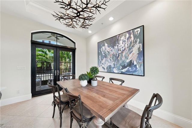692 10th AVE S A2, Naples, FL 34102