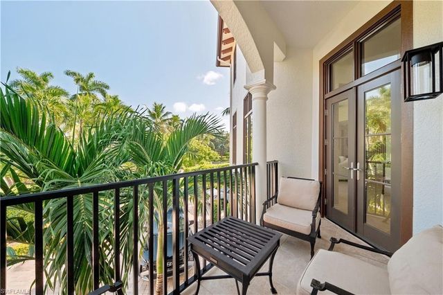 692 10th AVE S A2, Naples, FL 34102