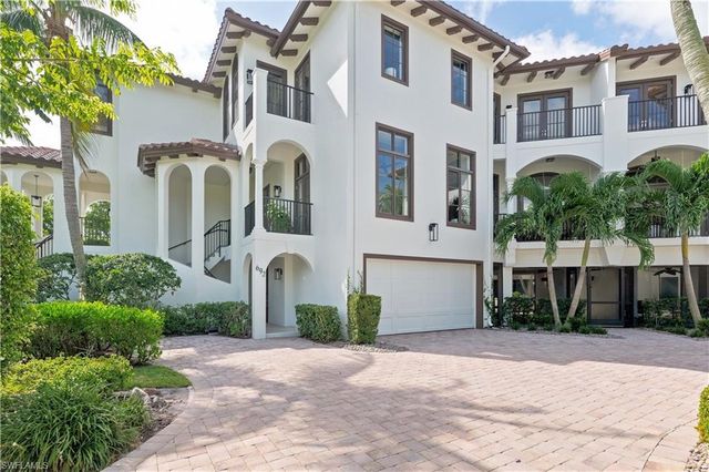 692 10th AVE S A2, Naples, FL 34102