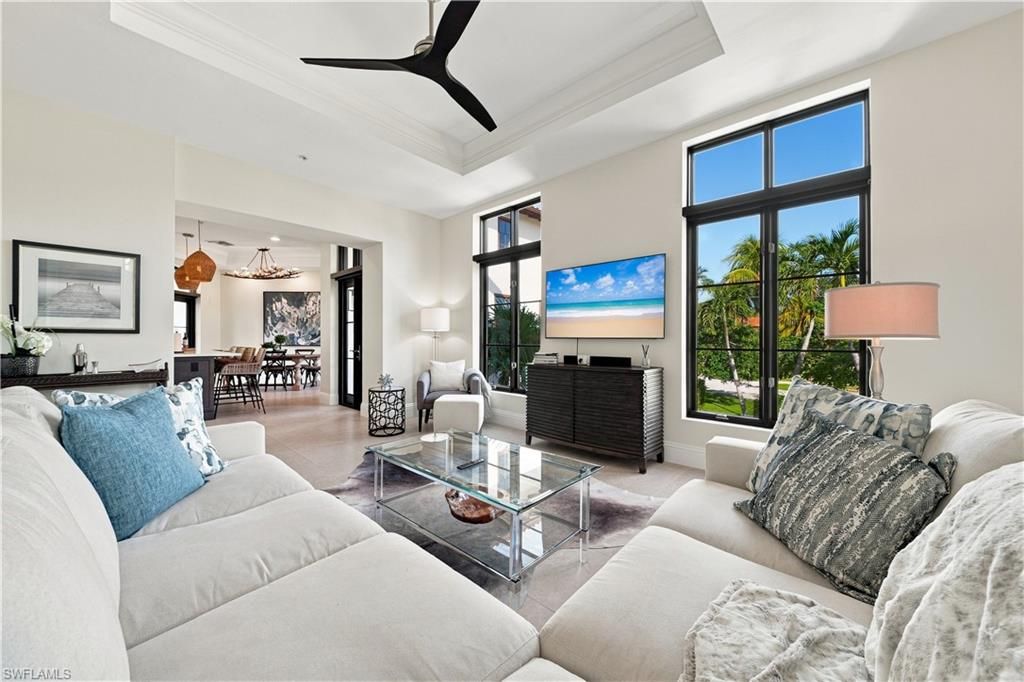692 10th AVE S A2, Naples, FL 34102