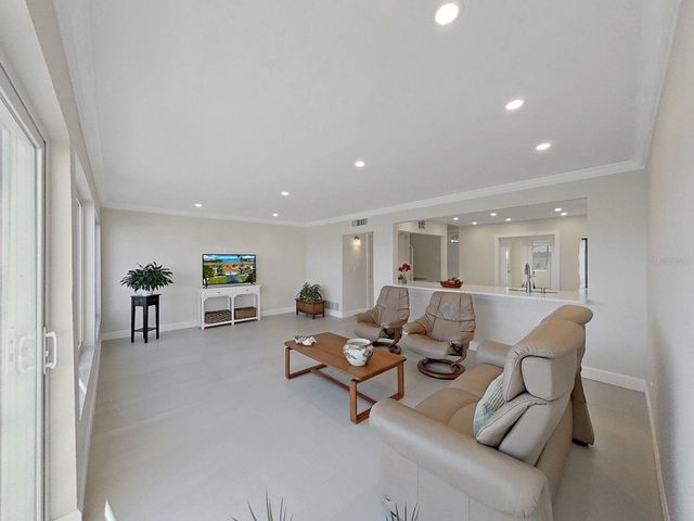 825 E GULF BOULEVARD 110, Indian Rocks Beach, FL 33785