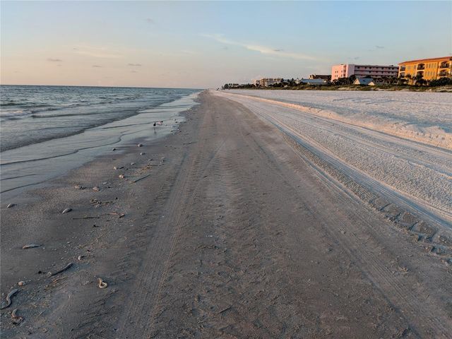 825 E GULF BOULEVARD 110, Indian Rocks Beach, FL 33785