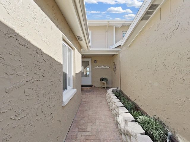 825 E GULF BOULEVARD 110, Indian Rocks Beach, FL 33785