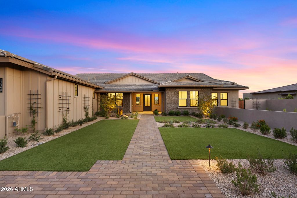 Image 17 of property listing at 12399 E GOLD DUST Avenue, Scottsdale, AZ 85259