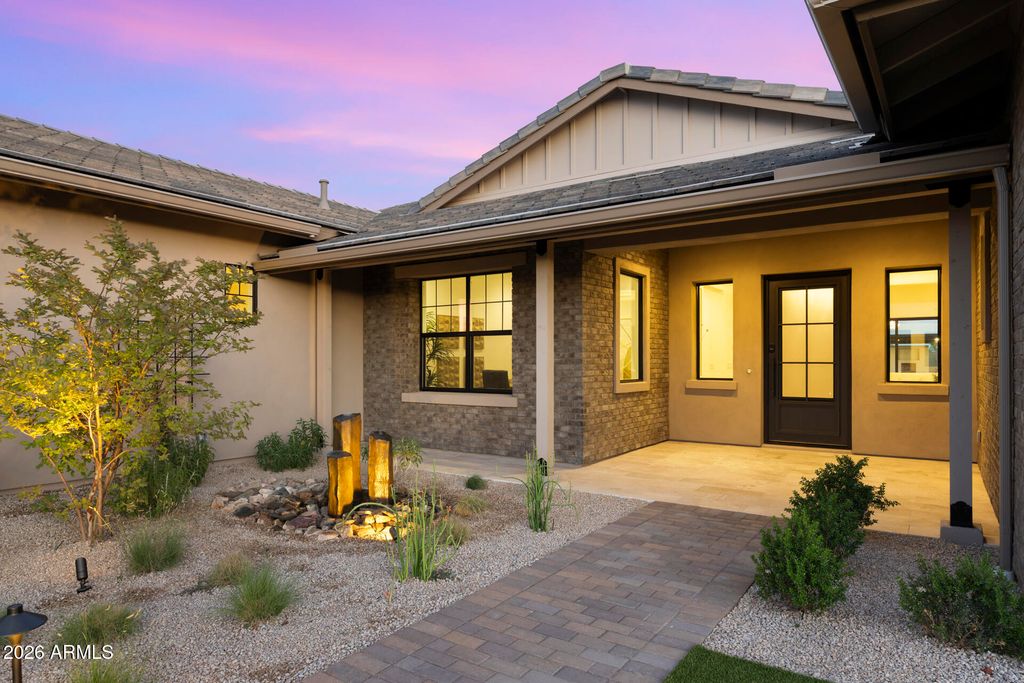 Image 18 of property listing at 12399 E GOLD DUST Avenue, Scottsdale, AZ 85259