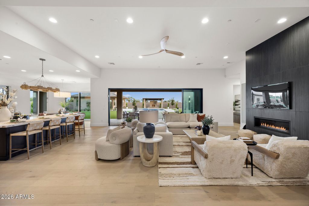 Image 22 of property listing at 12399 E GOLD DUST Avenue, Scottsdale, AZ 85259