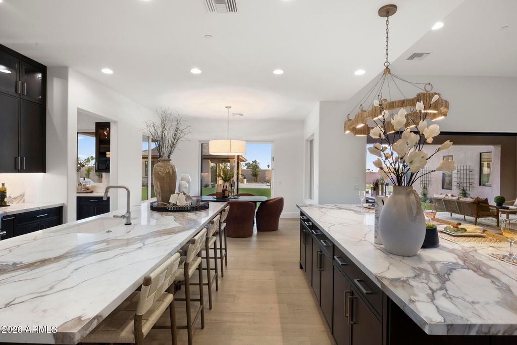 Image 33 of property listing at 12399 E GOLD DUST Avenue, Scottsdale, AZ 85259