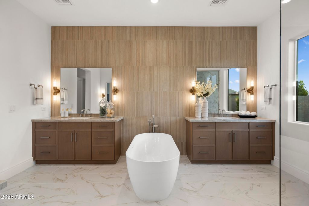 Image 65 of property listing at 12399 E GOLD DUST Avenue, Scottsdale, AZ 85259