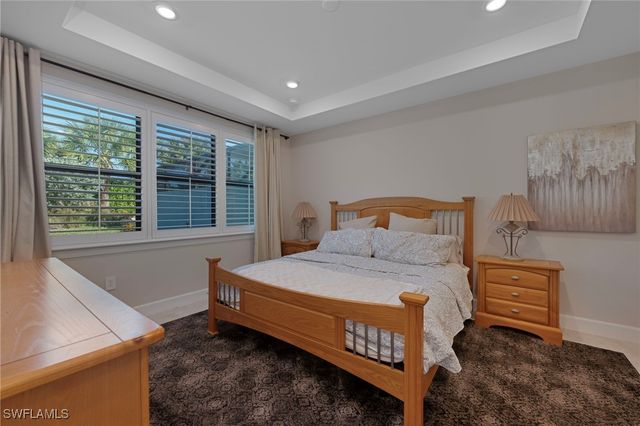 12390 Canal Grande DR, Fort Myers, FL 33913