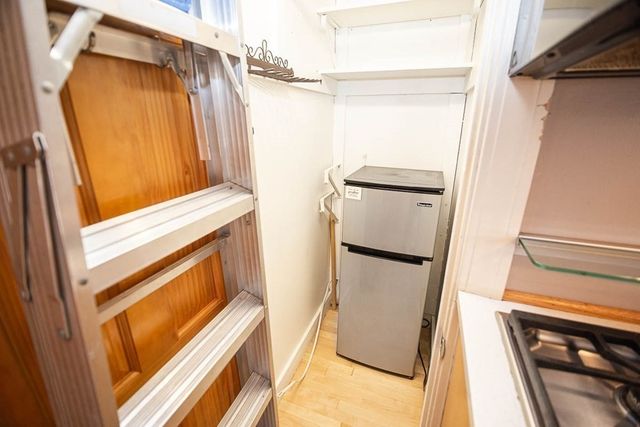 290 Commonwealth Ave 20, Boston, MA 02116