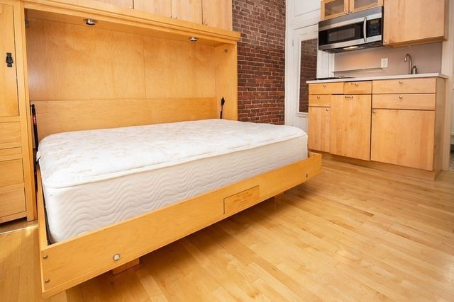 290 Commonwealth Ave 20, Boston, MA 02116