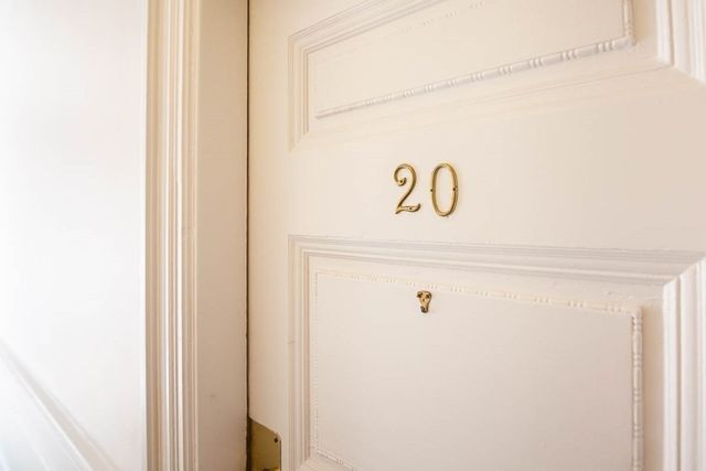 290 Commonwealth Ave 20, Boston, MA 02116