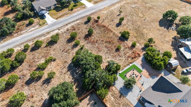 115 Jacob Dearing, Blanco, TX 78606