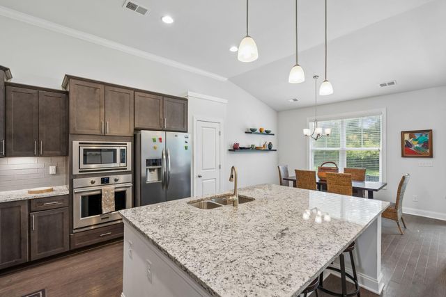 208 Red Knot Lane, Mount Pleasant, SC 29464
