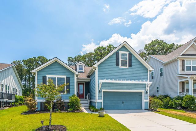 208 Red Knot Lane, Mount Pleasant, SC 29464
