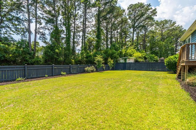 208 Red Knot Lane, Mount Pleasant, SC 29464