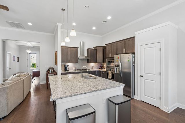 208 Red Knot Lane, Mount Pleasant, SC 29464