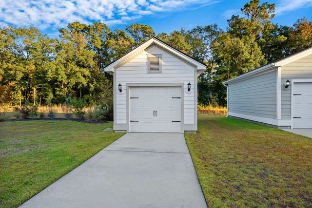 2220 Kemmerlin Street, Johns Island, SC 29455