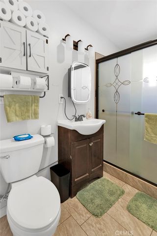 16824 Crestview, Victorville, CA 92395