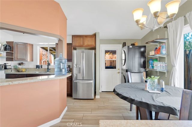 16824 Crestview, Victorville, CA 92395