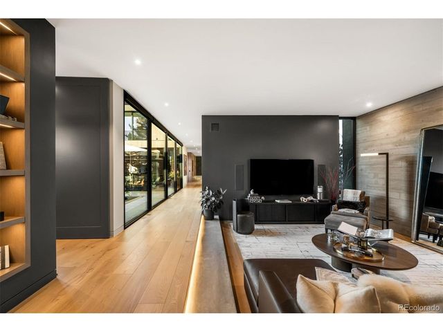 2610 E Cedar Ave, Denver, CO 80209