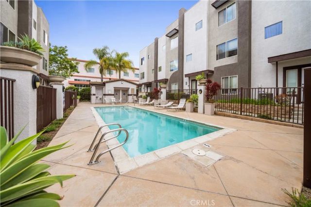 323 Tesoro 107, Escondido, CA 92025