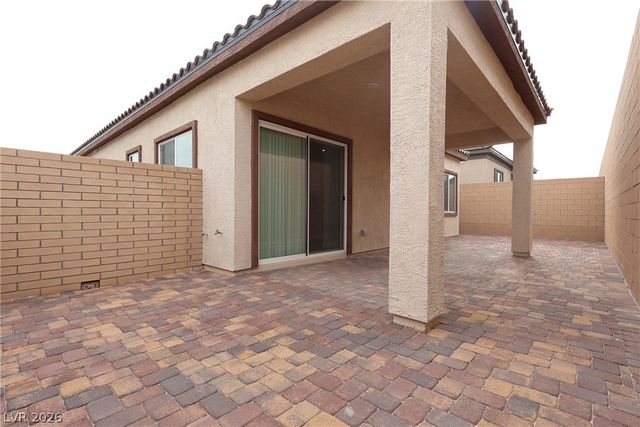825 Lofton Meadows Street, Henderson, NV 89011