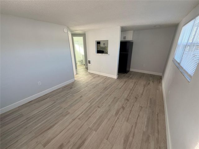 1101 E 140TH AVENUE, Tampa, FL 33613