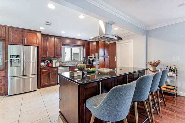 6865 Veronese Street, Coral Gables, FL 33146