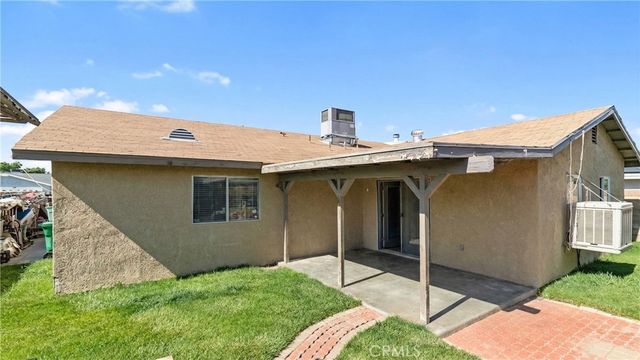 1146 Chagal, Lancaster, CA 93535