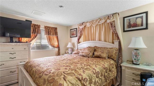 1146 Chagal, Lancaster, CA 93535
