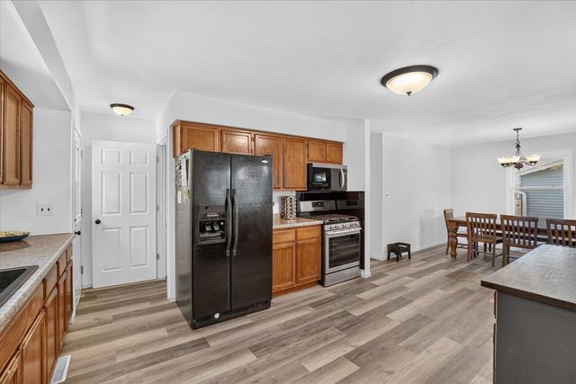 1447 Warwick WAY, Mount Pleasant, WI 53406