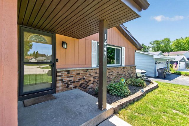 1447 Warwick WAY, Mount Pleasant, WI 53406