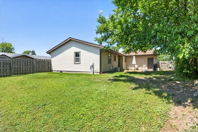 1447 Warwick WAY, Mount Pleasant, WI 53406
