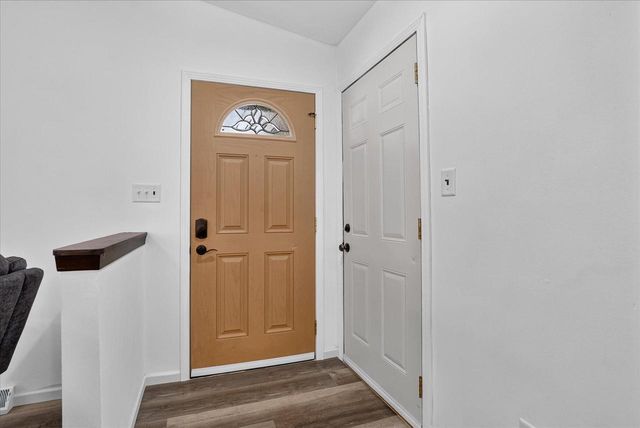 1447 Warwick WAY, Mount Pleasant, WI 53406