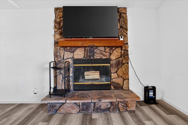 1447 Warwick WAY, Mount Pleasant, WI 53406