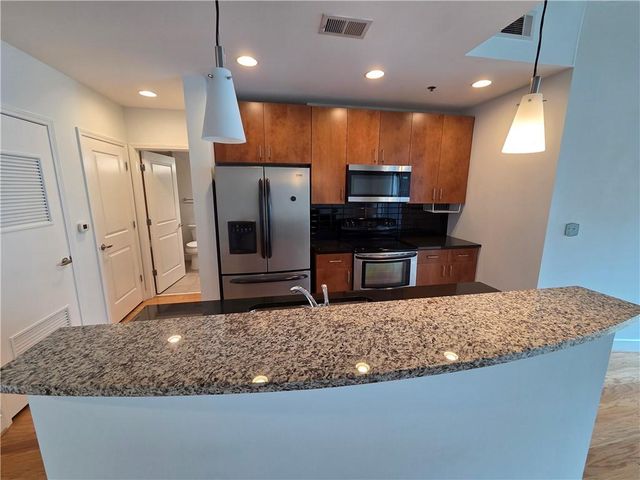 44 Peachtree Place NE 730, Atlanta, GA 30309