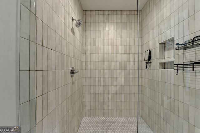 6 Becker Place NW, Atlanta, GA 30307