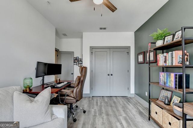 6 Becker Place NW, Atlanta, GA 30307